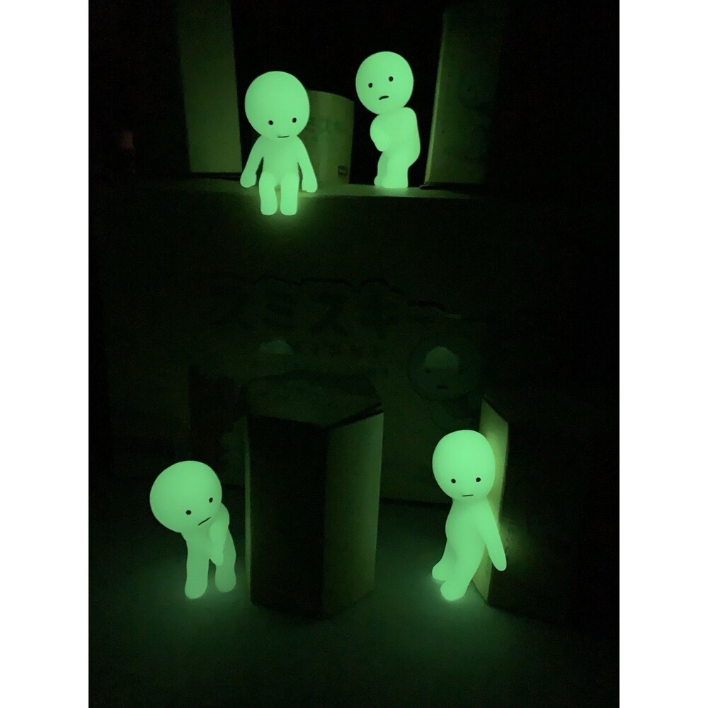 Smiski Series 1 Glow in the Dark - Hiding, Sitting, Peeking and Looking Back